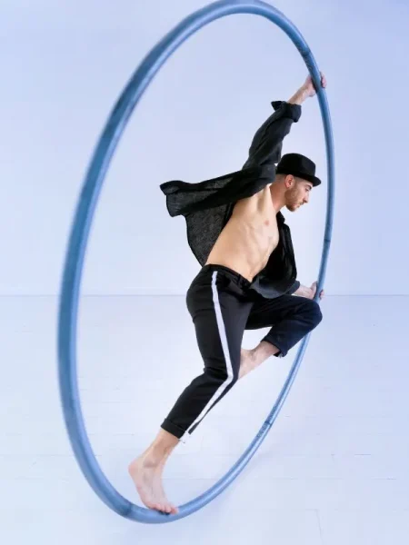 cyr-wheel