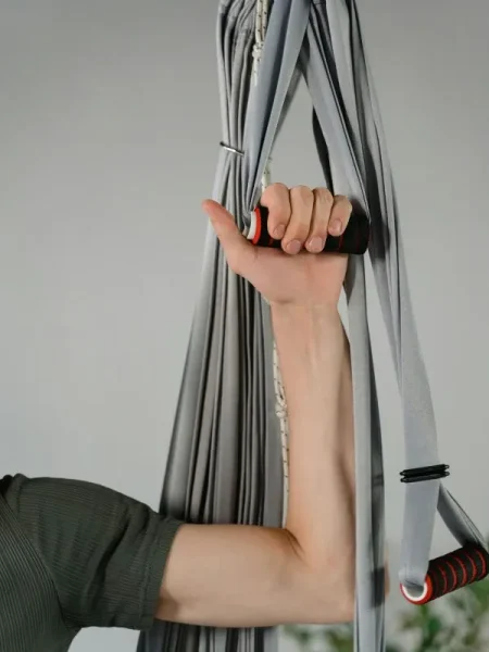 yoga-swing-grip-strength